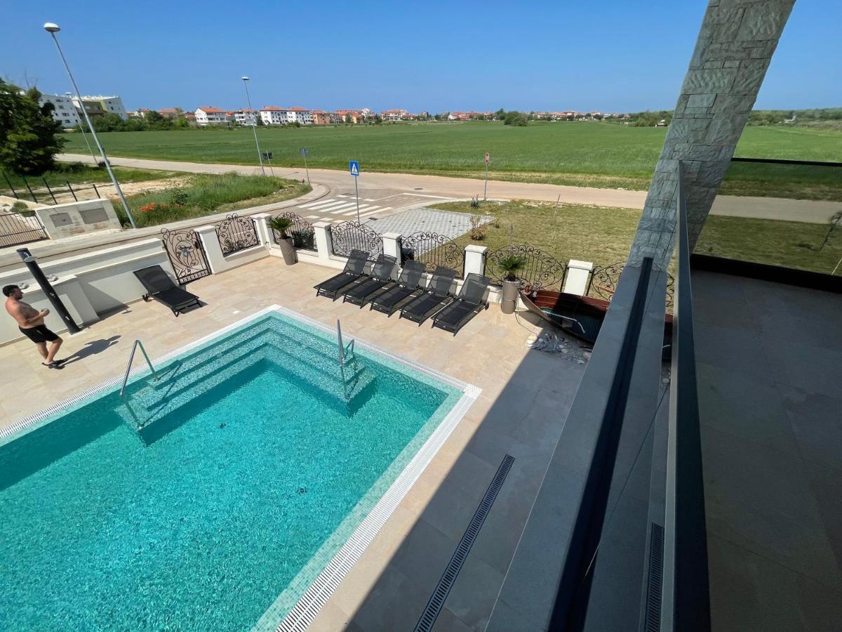 Vila Softic Azra Umag Bagian luar foto