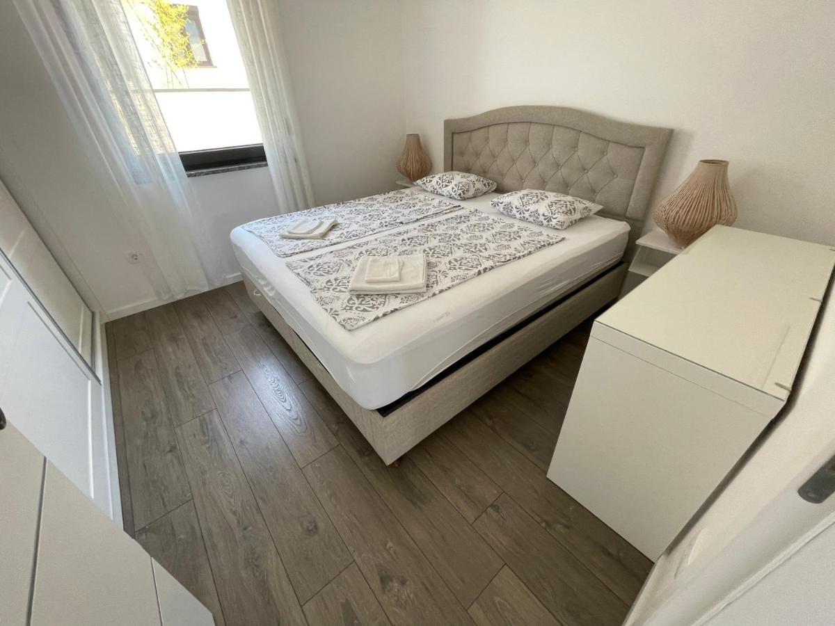 Vila Softic Azra Umag Bagian luar foto