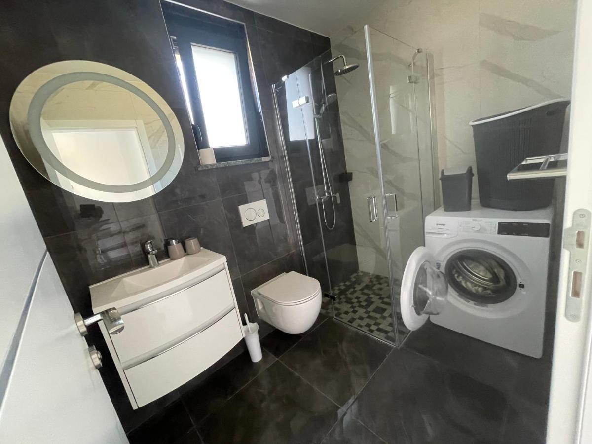 Vila Softic Azra Umag Bagian luar foto